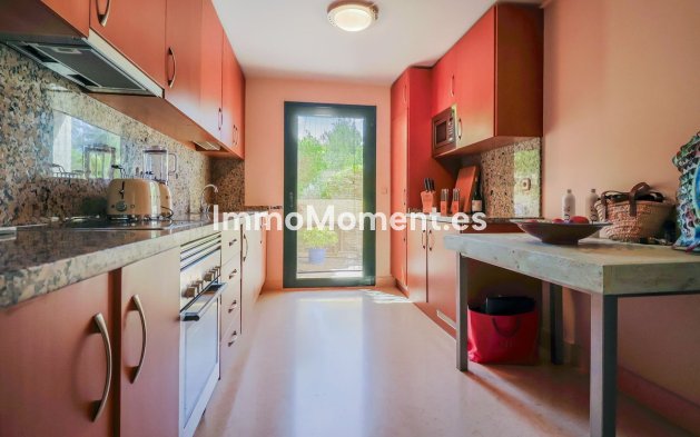 Reventa - Apartamento - Benahavís - Benahavís Centro