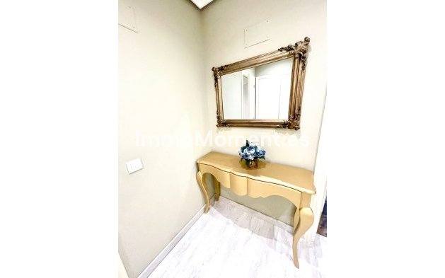 Reventa - Apartamento - Benahavís - Benahavís Centro