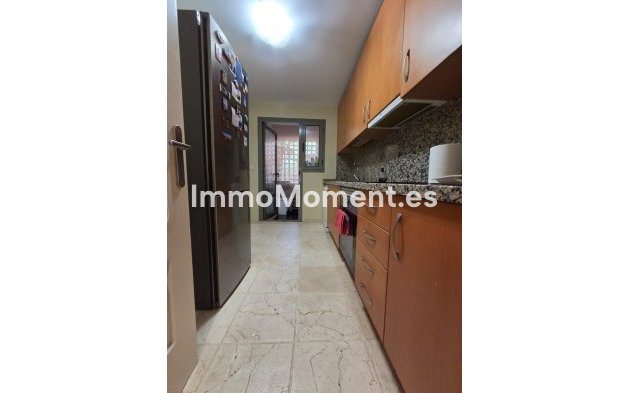 Wiederverkauf - Wohnung - Estepona  - Estepona Centro