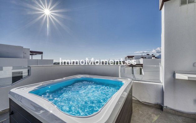 Reventa - Apartamento - Estepona  - Cancelada