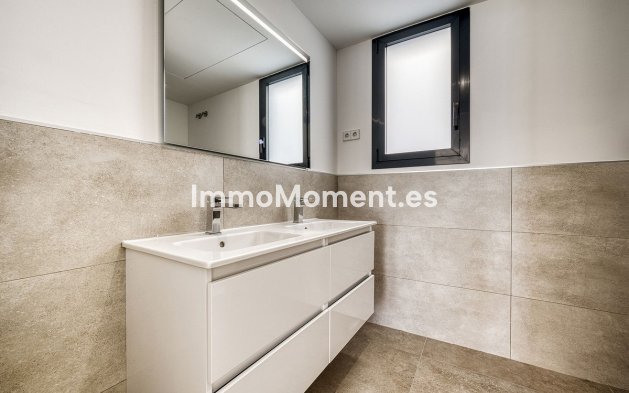 Reventa - Apartamento - Estepona  - Cancelada