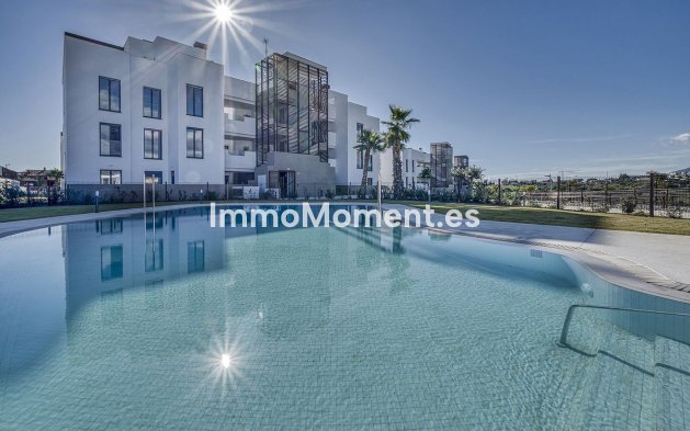 Reventa - Apartamento - Estepona  - Cancelada