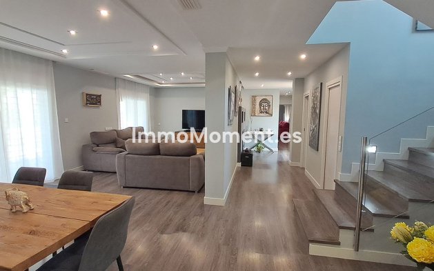 Reventa - Villa - Interior  - Alhaurín el Grande Centro