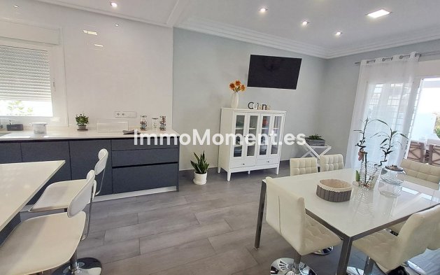 Reventa - Villa - Interior  - Alhaurín el Grande Centro