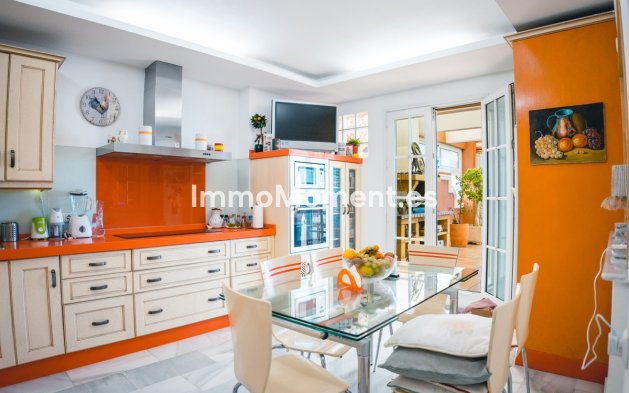 Resale - Apartment - Fuengirola - Fuengirola Centro