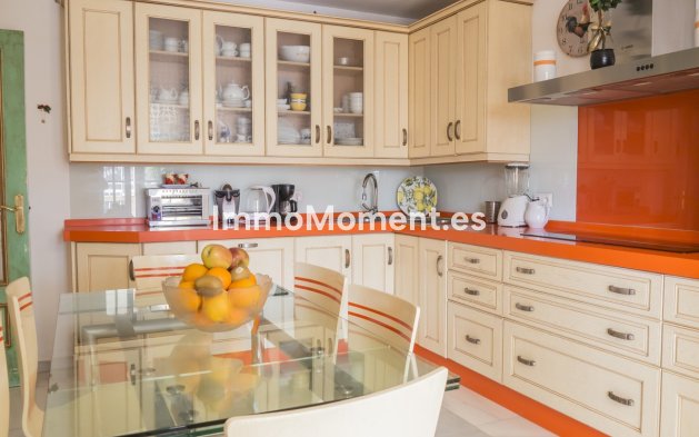 Resale - Apartment - Fuengirola - Fuengirola Centro