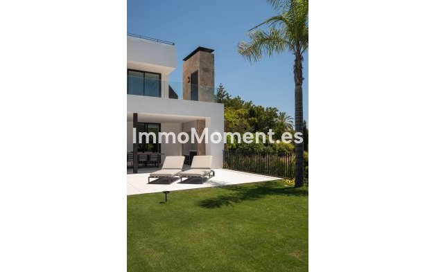 Wiederverkauf - Villa - Marbella - Nueva Andalucía