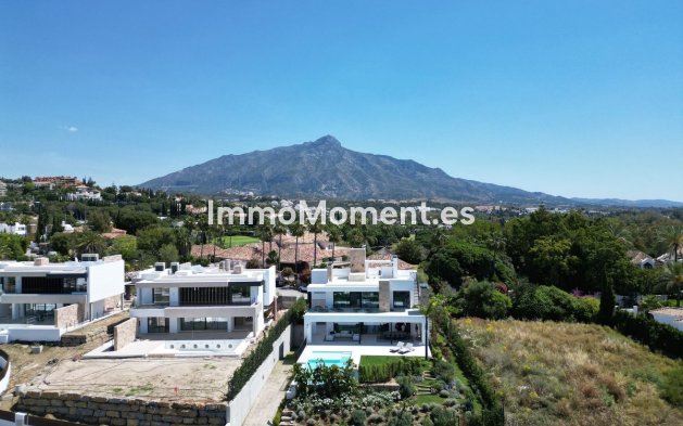 Wiederverkauf - Villa - Marbella - Nueva Andalucía