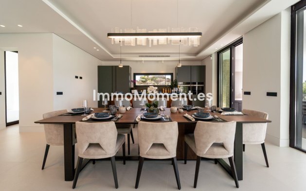 Wiederverkauf - Villa - Marbella - Nueva Andalucía