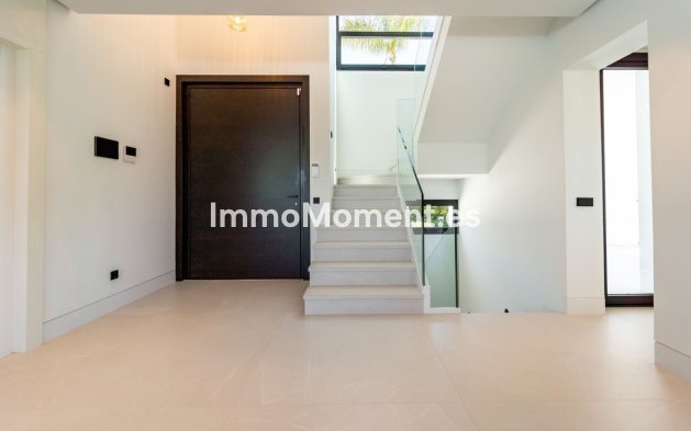 Wiederverkauf - Villa - Marbella - Nueva Andalucía