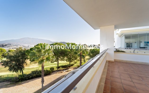 Resale - Apartment - Mijas - La Cala Golf