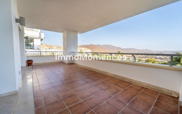 Resale - Apartment - Mijas - La Cala Golf