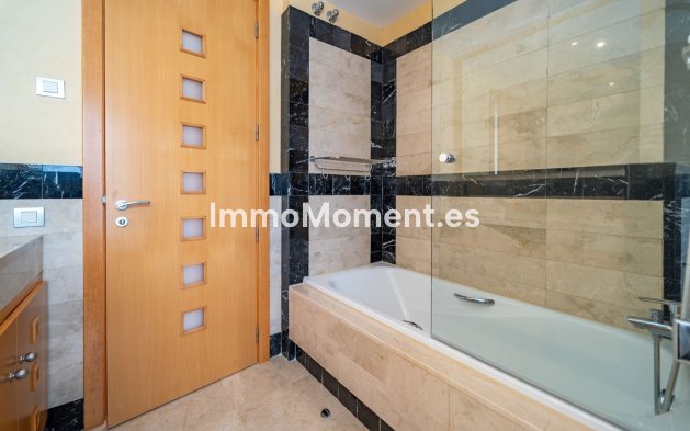 Resale - Apartment - Mijas - La Cala Golf