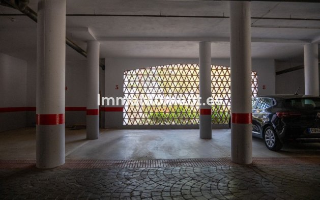 Resale - Apartment - Mijas - La Cala Golf