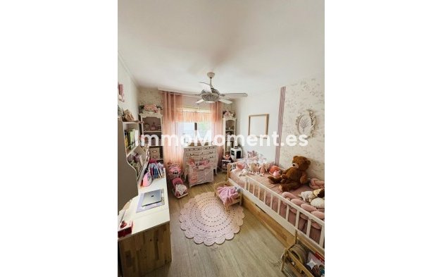 Resale - Apartment - Benalmadena - Benalmadena Pueblo