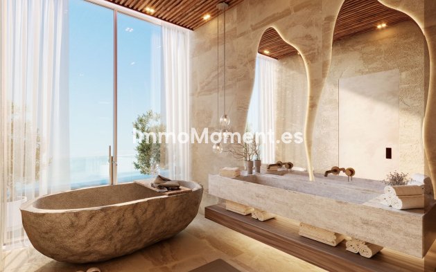 Revente - Villa - Marbella - Altos de los Monteros