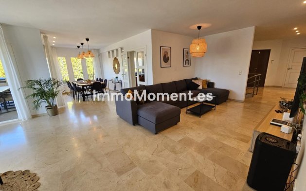 Revente - Villa - Benalmadena - Benalmadena Centro