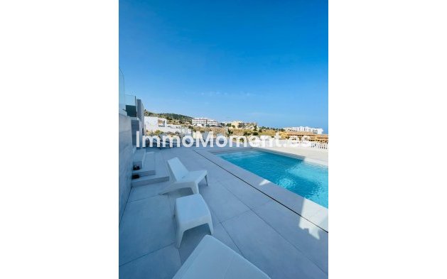 Revente - Villa - Benalmadena - Benalmadena Centro