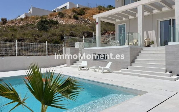 Revente - Villa - Benalmadena - Benalmadena Centro