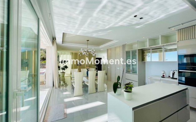 Revente - Villa - Benalmadena - Benalmadena Centro