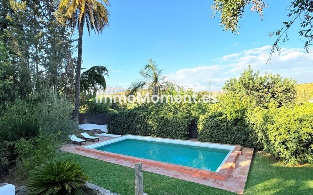 Reventa - Casa de campo - Interior  - Alora