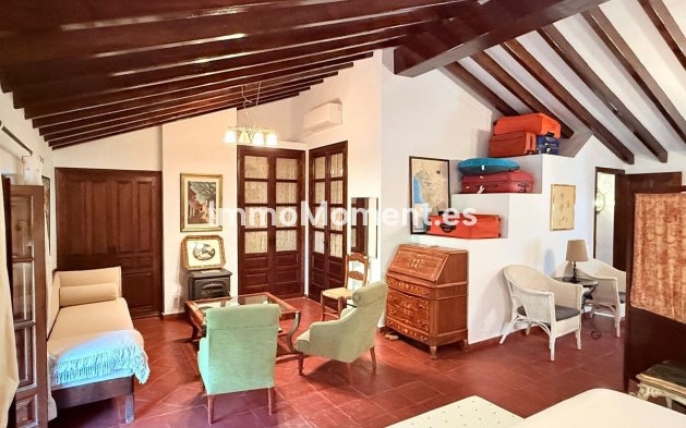 Reventa - Casa de campo - Interior  - Alora