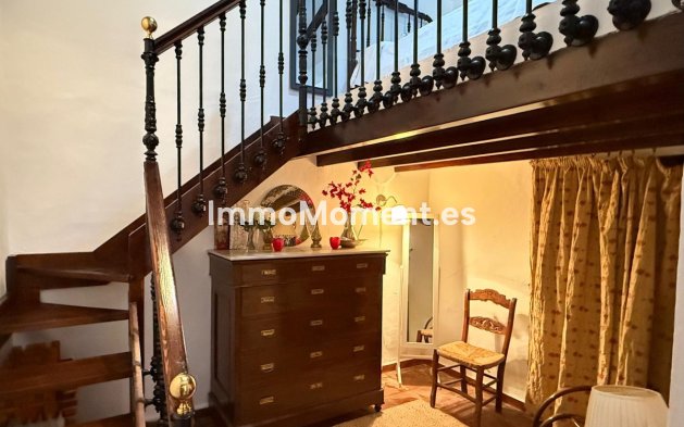 Reventa - Casa de campo - Interior  - Alora