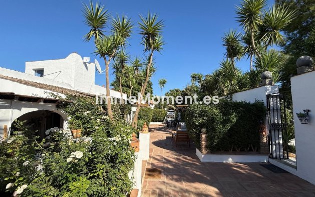 Wiederverkauf - Landhaus -   Inländisch - Coín