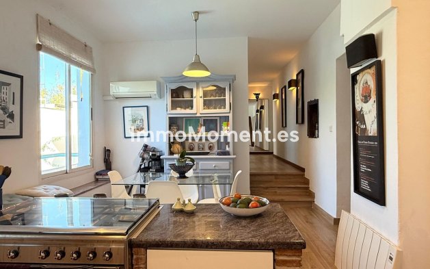 Wiederverkauf - Landhaus -   Inländisch - Coín