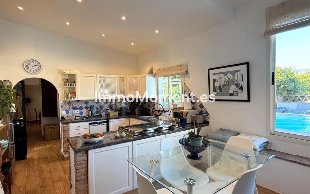 Wiederverkauf - Landhaus -   Inländisch - Coín