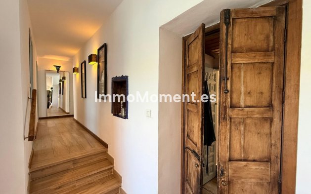 Wiederverkauf - Landhaus -   Inländisch - Coín