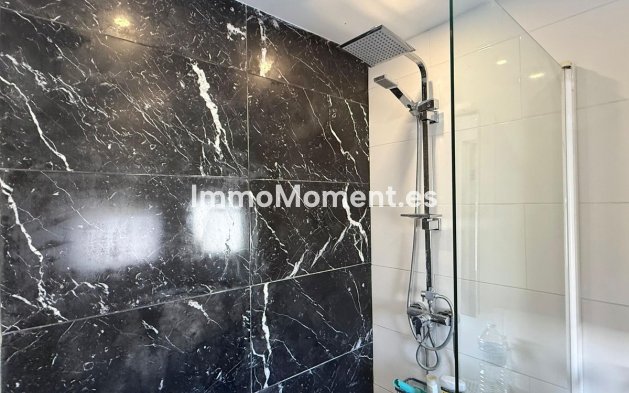 Wiederverkauf - Landhaus -   Inländisch - Coín