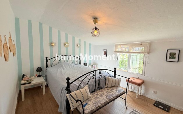 Wiederverkauf - Landhaus -   Inländisch - Coín