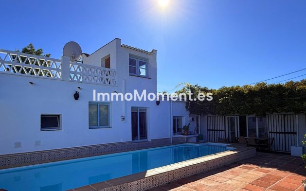 Wiederverkauf - Landhaus -   Inländisch - Coín