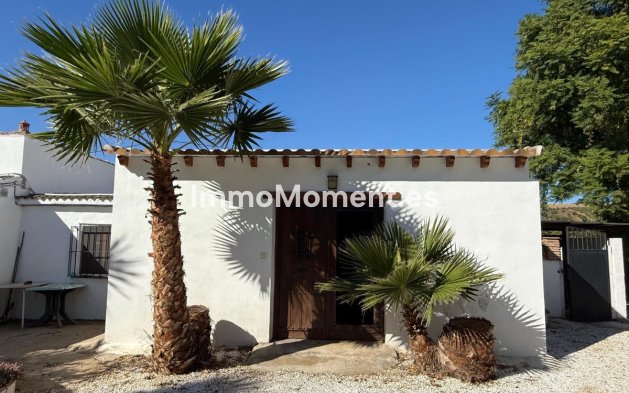 Wiederverkauf - Landhaus -   Inländisch - Coín