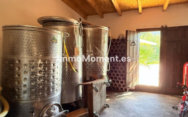 Wiederverkauf - Landhaus -   Inländisch - Coín