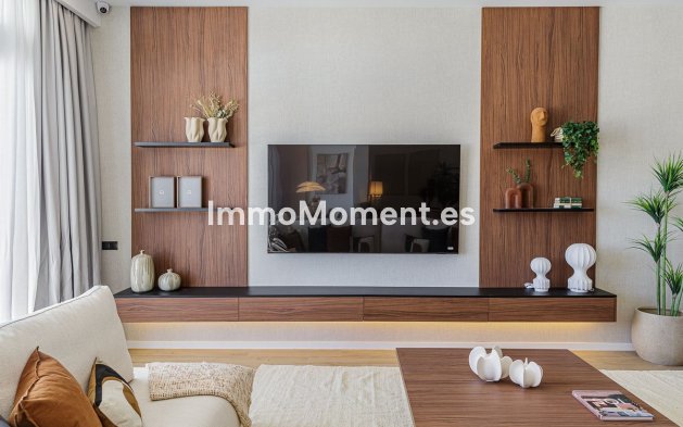 Revente - Villa - Benalmadena - Benalmadena Centro