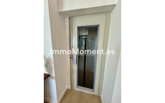 Revente - Villa - Benalmadena - Benalmadena Centro