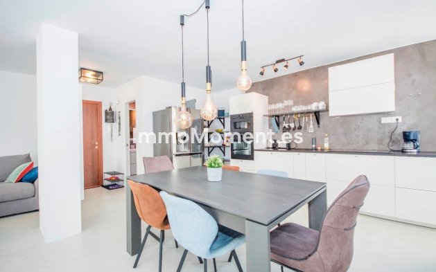 Wiederverkauf - Wohnung - Marbella - Elviria