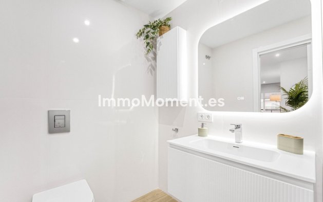 Wiederverkauf - Wohnung - Torremolinos - La Carihuela