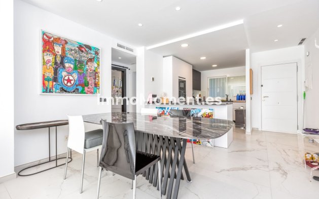 Wiederverkauf - Wohnung - Marbella - Nueva Andalucía