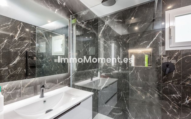 Wiederverkauf - Wohnung - Marbella - Nueva Andalucía