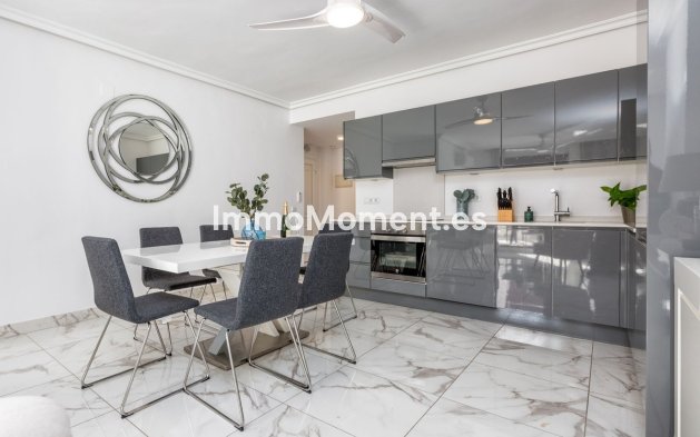 Wiederverkauf - Wohnung - Marbella - Nueva Andalucía