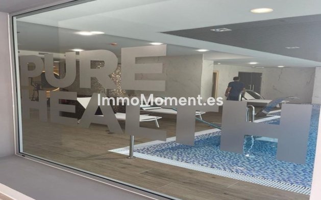 Resale - Apartment - Estepona - Selwo