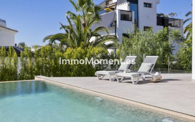 Wiederverkauf - Villa - Marbella - Marbesa