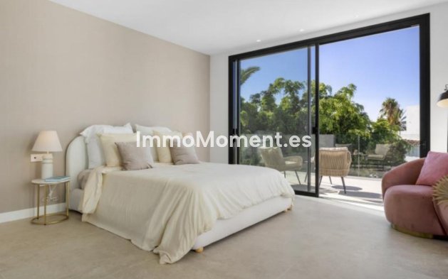 Wiederverkauf - Villa - Marbella - Marbesa