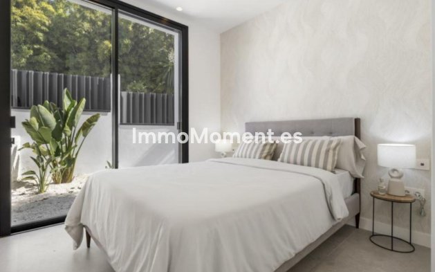 Wiederverkauf - Villa - Marbella - Marbesa