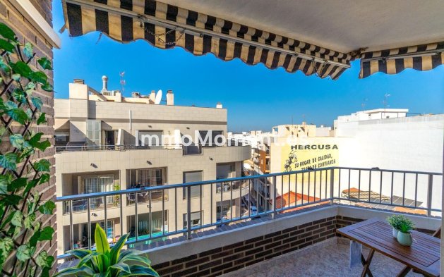 Wiederverkauf - Wohnung - Torrevieja - Torrevieja Centro