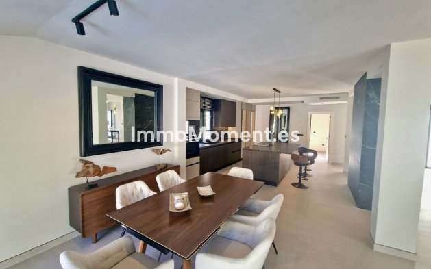 Wiederverkauf - Villa - Marbella - Marbella Centro