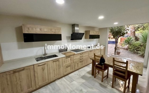 Wiederverkauf - Villa - Estepona  - Estepona Centro